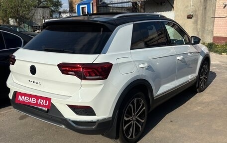 Volkswagen T-Roc I, 2020 год, 2 495 000 рублей, 26 фотография