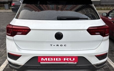Volkswagen T-Roc I, 2020 год, 2 495 000 рублей, 27 фотография