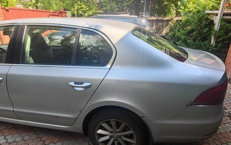 Skoda Superb III рестайлинг, 2013 год, 750 000 рублей, 5 фотография