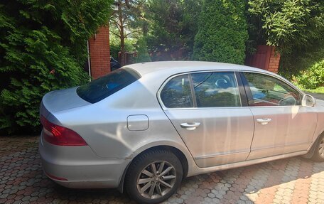 Skoda Superb III рестайлинг, 2013 год, 750 000 рублей, 3 фотография