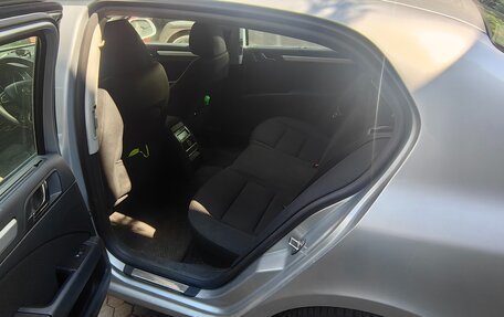Skoda Superb III рестайлинг, 2013 год, 750 000 рублей, 11 фотография