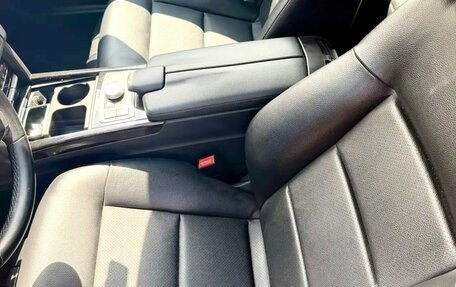 Mercedes-Benz E-Класс, 2012 год, 1 500 000 рублей, 11 фотография