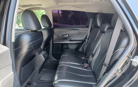 Toyota Venza I, 2013 год, 1 930 000 рублей, 12 фотография