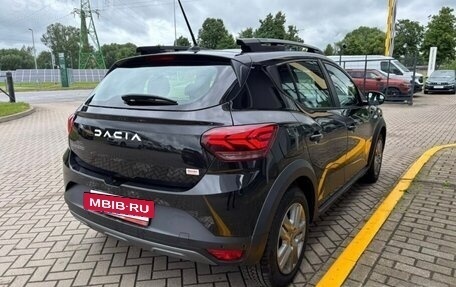 Dacia Sandero, 2023 год, 1 570 000 рублей, 4 фотография