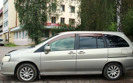 Nissan Liberty, 2002 год, 390 000 рублей, 5 фотография