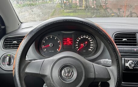 Volkswagen Polo VI (EU Market), 2011 год, 540 000 рублей, 21 фотография