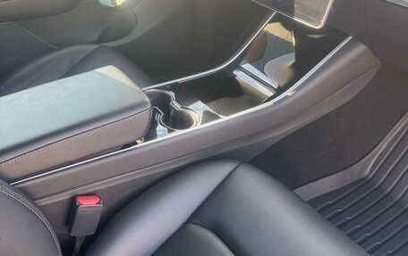 Tesla Model Y I, 2020 год, 4 300 000 рублей, 10 фотография