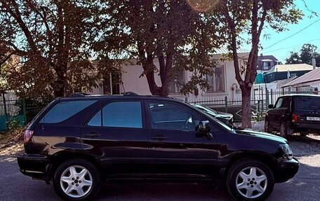 Lexus RX IV рестайлинг, 2000 год, 740 000 рублей, 4 фотография