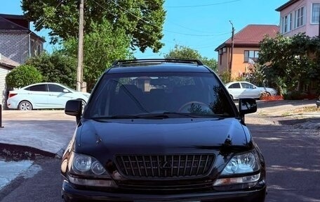 Lexus RX IV рестайлинг, 2000 год, 740 000 рублей, 2 фотография