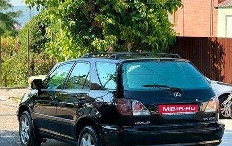 Lexus RX IV рестайлинг, 2000 год, 740 000 рублей, 19 фотография