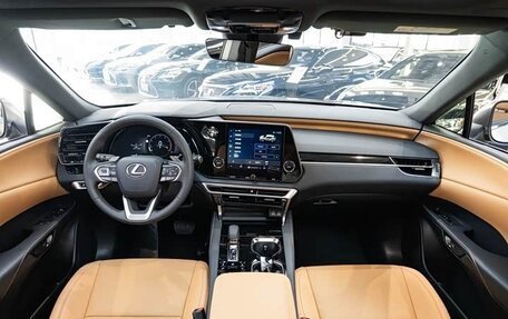 Lexus RX IV рестайлинг, 2025 год, 6 290 000 рублей, 14 фотография