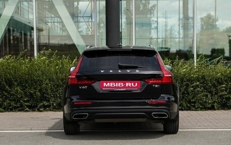 Volvo V60 Cross Country II, 2020 год, 3 750 000 рублей, 4 фотография