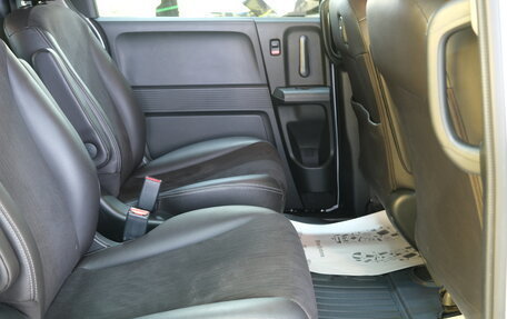 Honda Freed I, 2014 год, 1 399 000 рублей, 19 фотография