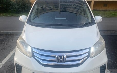 Honda Freed I, 2012 год, 920 000 рублей, 1 фотография