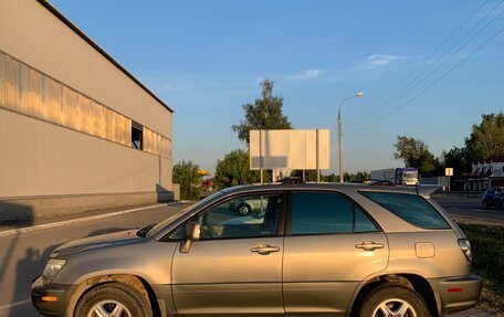 Lexus RX IV рестайлинг, 2002 год, 750 000 рублей, 2 фотография
