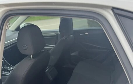 Volkswagen Jetta VII, 2021 год, 1 800 000 рублей, 6 фотография