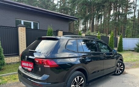 Volkswagen Tiguan II, 2021 год, 2 490 000 рублей, 9 фотография