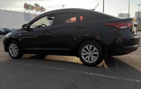 Hyundai Solaris II рестайлинг, 2021 год, 1 650 000 рублей, 3 фотография