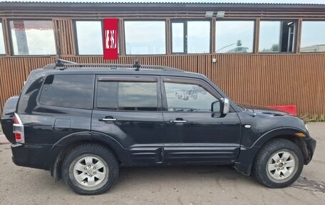 Mitsubishi Montero III, 2001 год, 599 990 рублей, 8 фотография