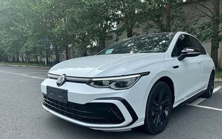 Volkswagen Golf VIII, 2023 год, 2 150 000 рублей, 3 фотография