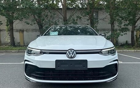 Volkswagen Golf VIII, 2023 год, 2 150 000 рублей, 2 фотография