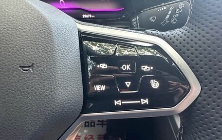 Volkswagen Golf VIII, 2023 год, 2 150 000 рублей, 13 фотография