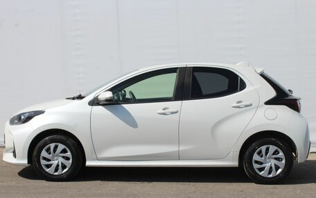 Toyota Yaris, 2020 год, 1 330 000 рублей, 4 фотография