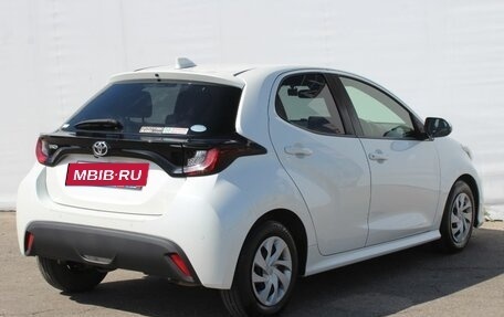 Toyota Yaris, 2020 год, 1 330 000 рублей, 7 фотография