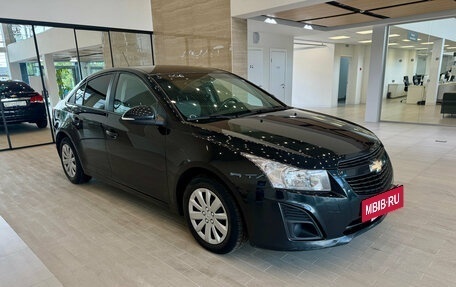 Chevrolet Cruze II, 2015 год, 799 990 рублей, 3 фотография