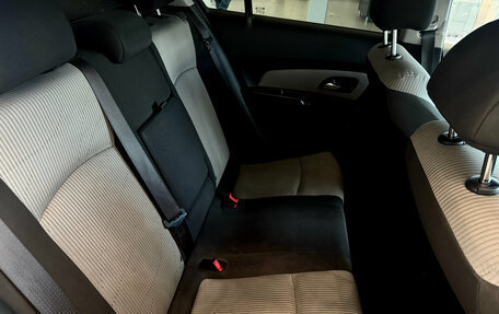 Chevrolet Cruze II, 2015 год, 799 990 рублей, 17 фотография