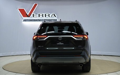Toyota RAV4, 2022 год, 3 550 000 рублей, 6 фотография