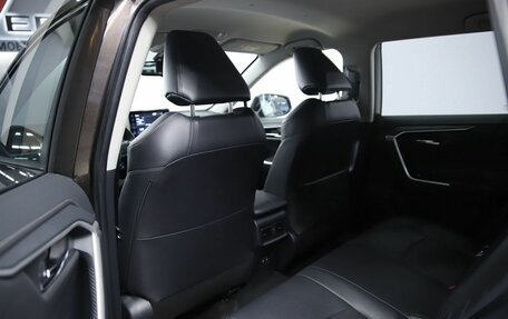 Toyota RAV4, 2022 год, 3 550 000 рублей, 12 фотография