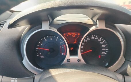 Nissan Juke II, 2014 год, 810 000 рублей, 12 фотография