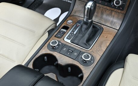 Volkswagen Touareg III, 2011 год, 2 049 000 рублей, 11 фотография