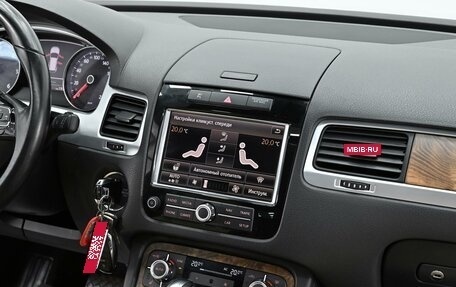 Volkswagen Touareg III, 2011 год, 2 049 000 рублей, 9 фотография