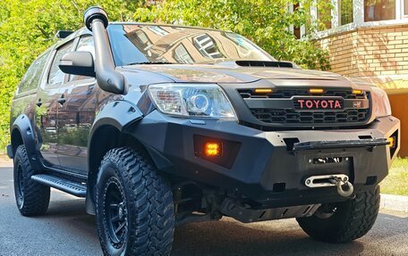 Toyota Hilux VII, 2012 год, 2 950 000 рублей, 2 фотография