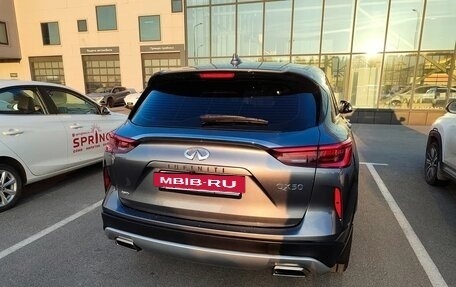 Infiniti QX50 II, 2018 год, 2 900 000 рублей, 11 фотография