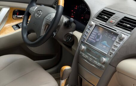 Toyota Camry, 2006 год, 750 000 рублей, 10 фотография