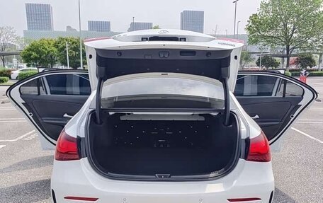 Mercedes-Benz A-Класс, 2023 год, 2 700 000 рублей, 7 фотография