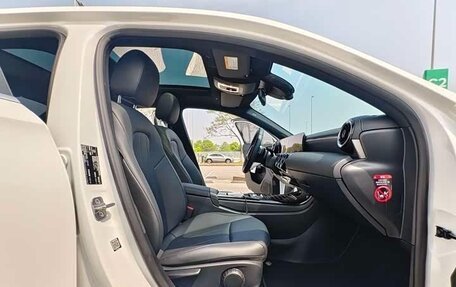 Mercedes-Benz A-Класс, 2023 год, 2 700 000 рублей, 10 фотография
