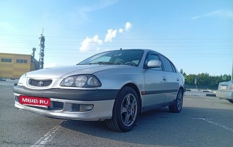 Toyota Avensis III рестайлинг, 1999 год, 400 000 рублей, 4 фотография