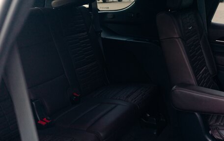 Cadillac Escalade V, 2023 год, 11 600 000 рублей, 9 фотография