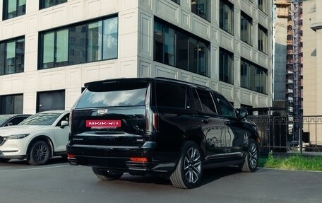 Cadillac Escalade V, 2023 год, 11 600 000 рублей, 2 фотография