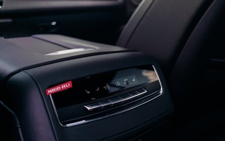 Cadillac Escalade V, 2023 год, 11 600 000 рублей, 10 фотография