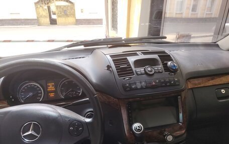 Mercedes-Benz Viano, 2014 год, 2 450 000 рублей, 4 фотография