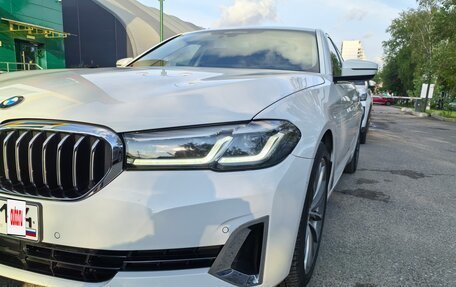 BMW 5 серия, 2021 год, 4 300 000 рублей, 5 фотография