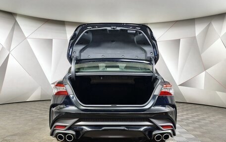 Toyota Camry, 2019 год, 2 550 000 рублей, 11 фотография