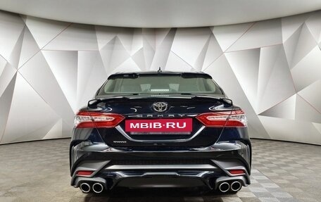 Toyota Camry, 2019 год, 2 550 000 рублей, 8 фотография