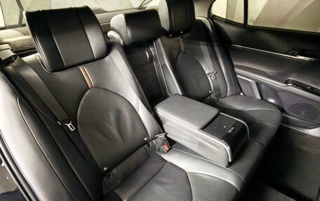 Toyota Camry, 2019 год, 2 550 000 рублей, 16 фотография