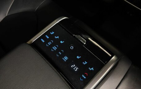 Toyota Camry, 2019 год, 2 550 000 рублей, 24 фотография